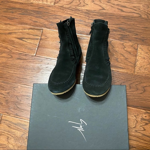 Giuseppe Zanotti Dalila Suede Fringe Boots - Picture 7 of 14